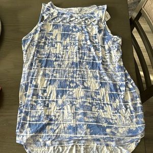 Livi activewear tank top